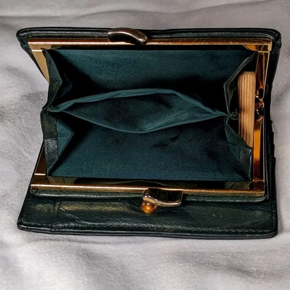 Tignenello Black Genuine Leather Wallet with Coin Purse